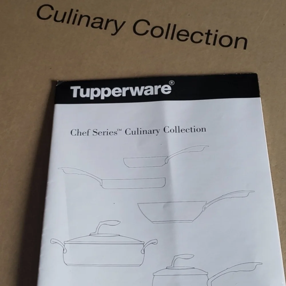 NEW IN BOX: TUPPERWARE T Double Boiler (saucepan not Included)